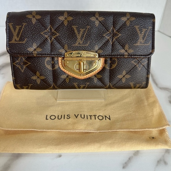 Authentic LOUIS VUITTON Quilted Monogram Etoile w/COA - Picture 3 of 16